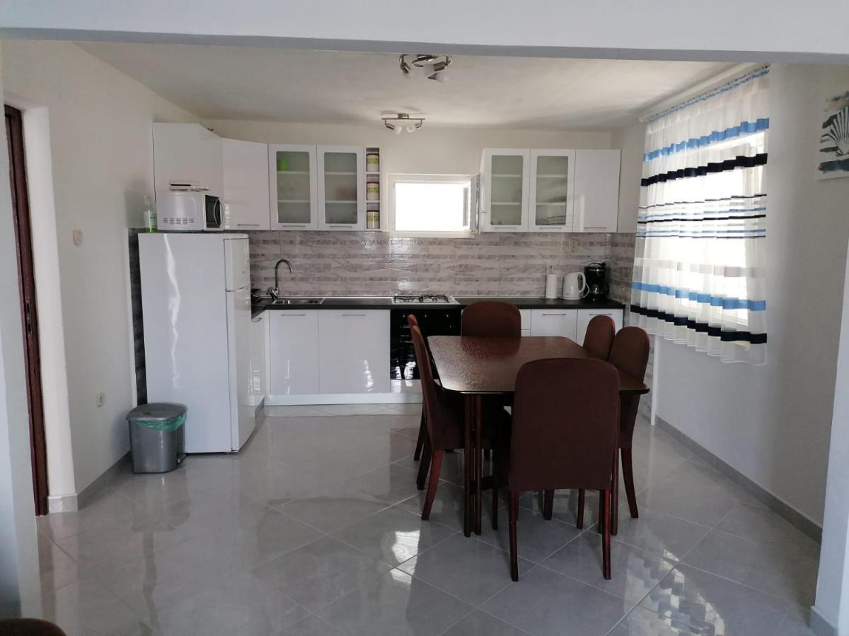 Slavica Apartment *
